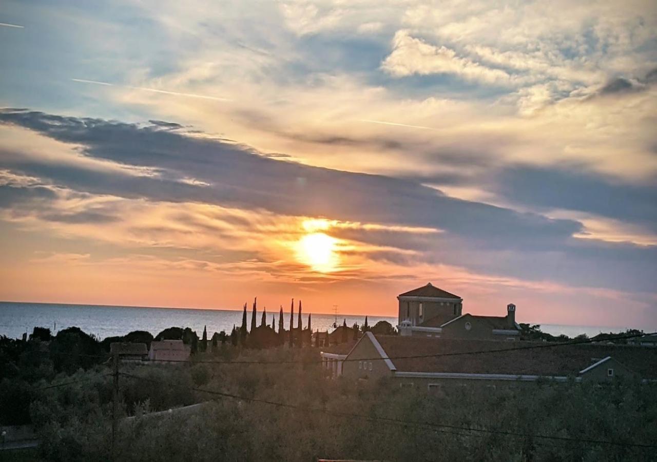 New Apartment Vivano V I D With Amazing View Zambratija  Extérieur photo