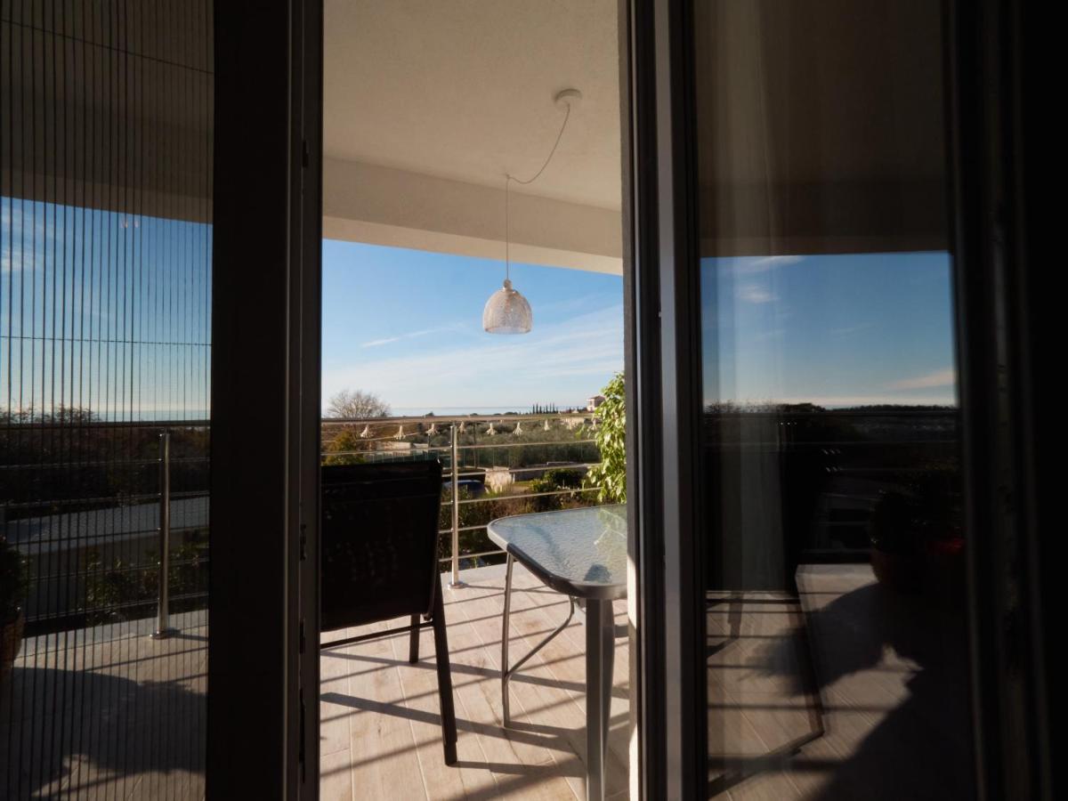 New Apartment Vivano V I D With Amazing View Zambratija  Extérieur photo