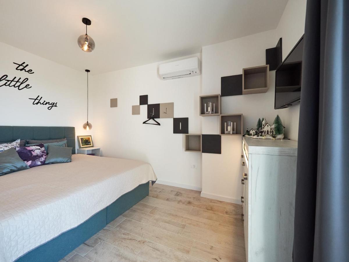 New Apartment Vivano V I D With Amazing View Zambratija  Extérieur photo