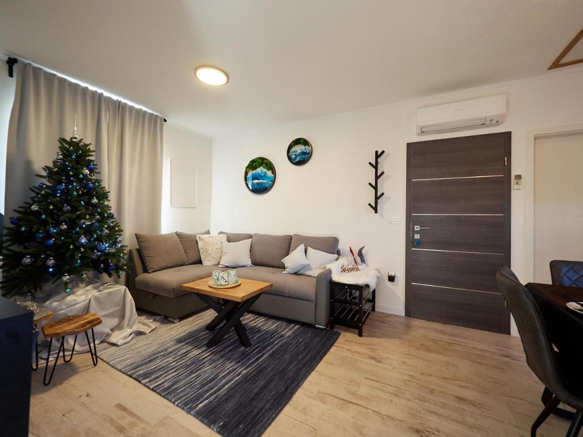 New Apartment Vivano V I D With Amazing View Zambratija  Extérieur photo